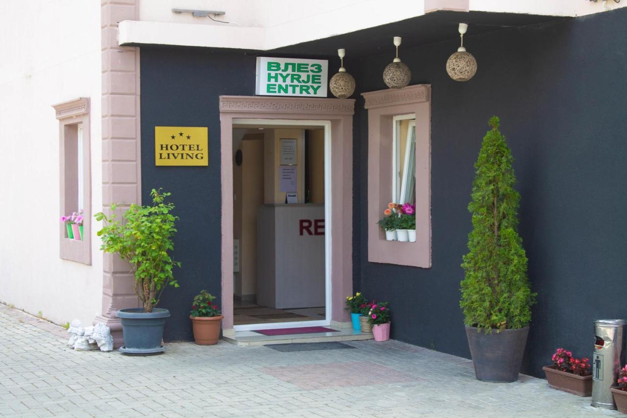 Hotel Living Suto Orizari Zewnętrze zdjęcie