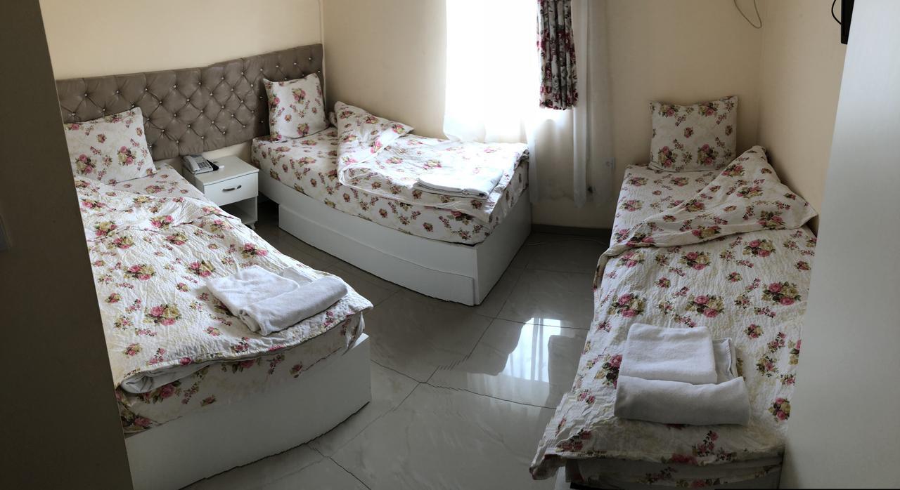 Hotel Living Suto Orizari Zewnętrze zdjęcie